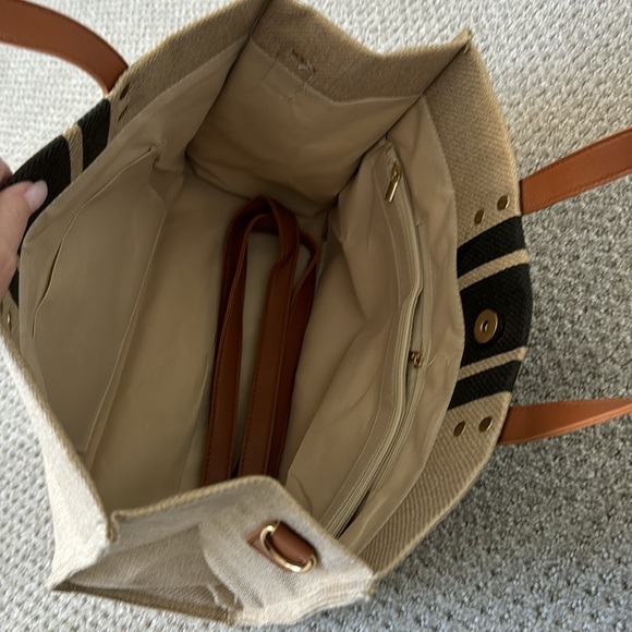 NWOT —Beige and Black Handbag - Picture 3 of 4